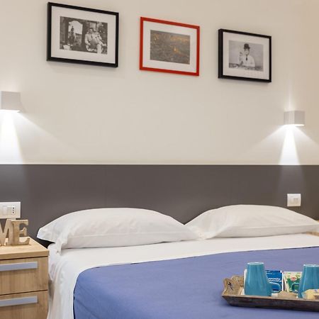 Napoli Squares Suites Exterior foto