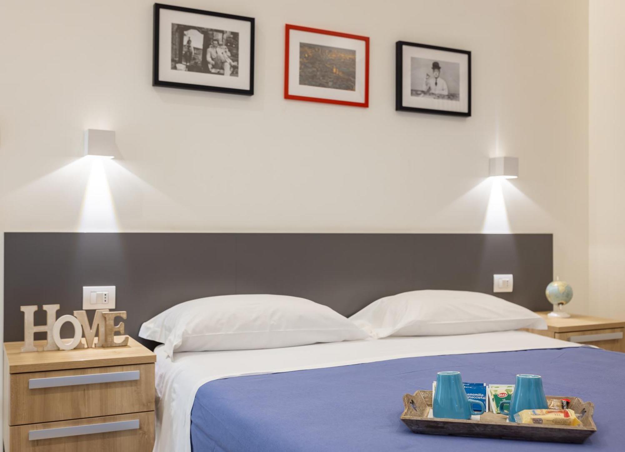 Napoli Squares Suites Exterior foto