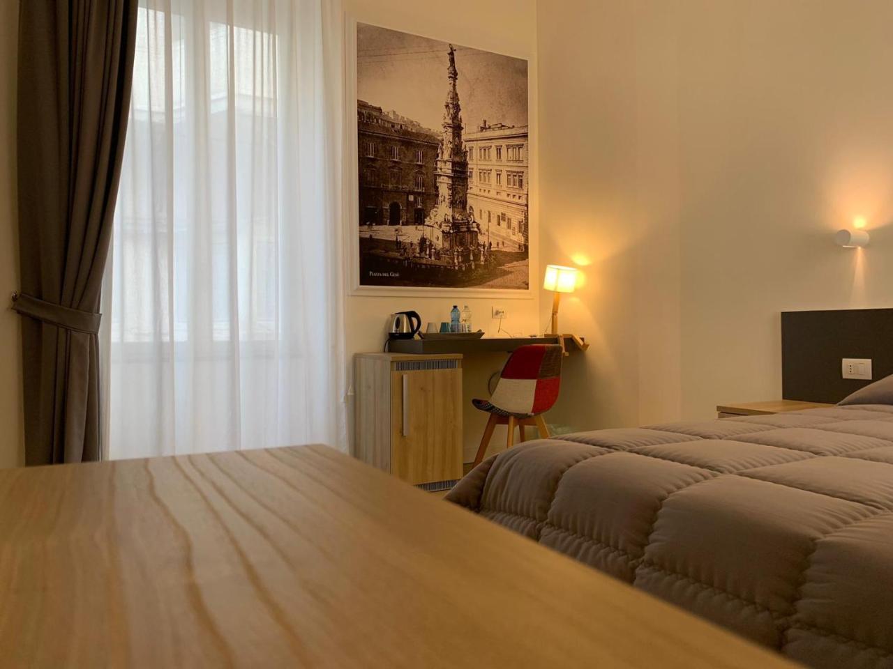 Napoli Squares Suites Exterior foto