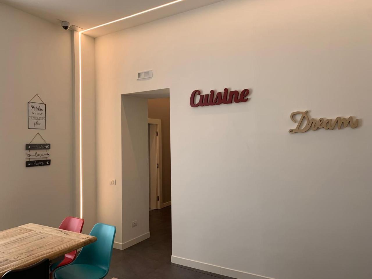 Napoli Squares Suites Exterior foto