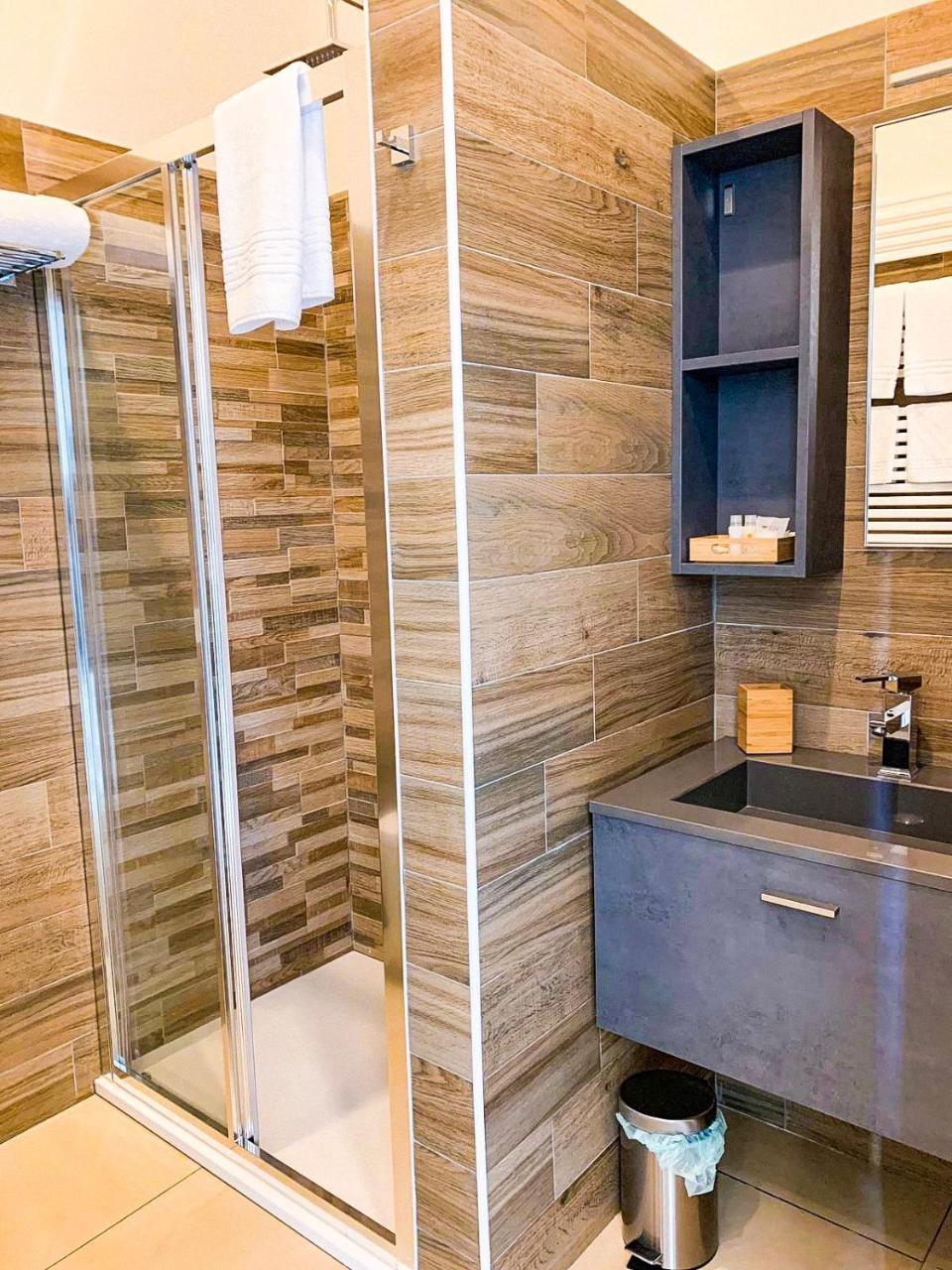 Napoli Squares Suites Exterior foto