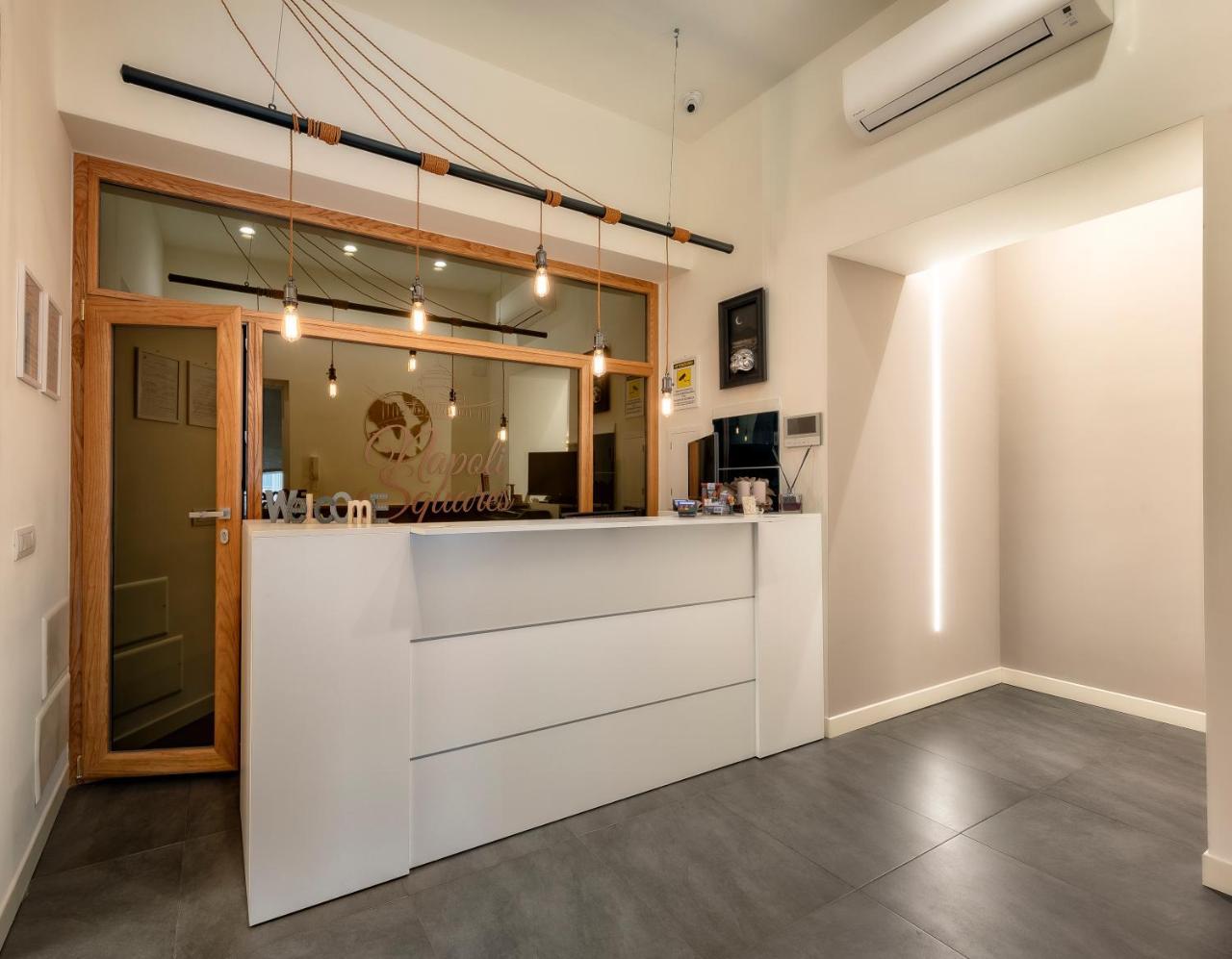 Napoli Squares Suites Exterior foto